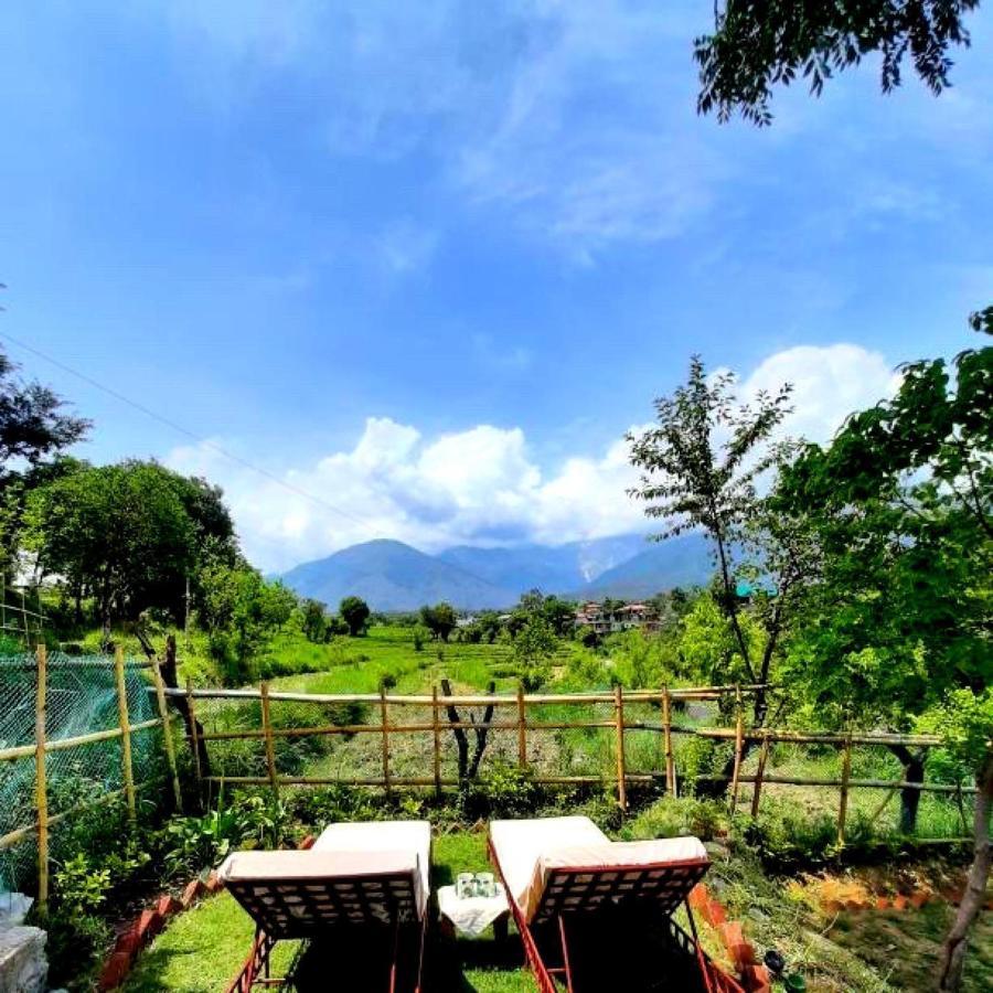 Hotel Seclude Pālampur Extérieur photo